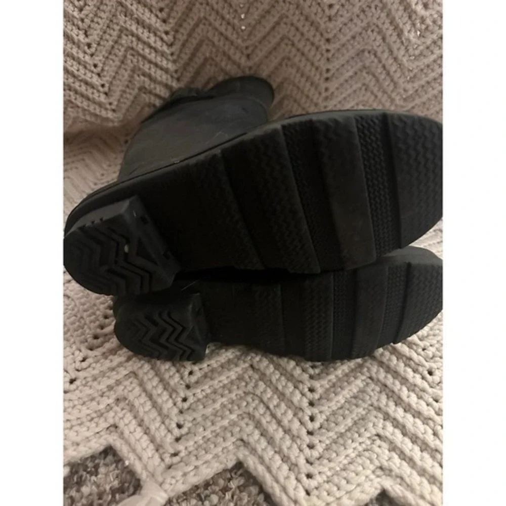 Girls Kamik Rain Boots‎ Size 3, With buckle